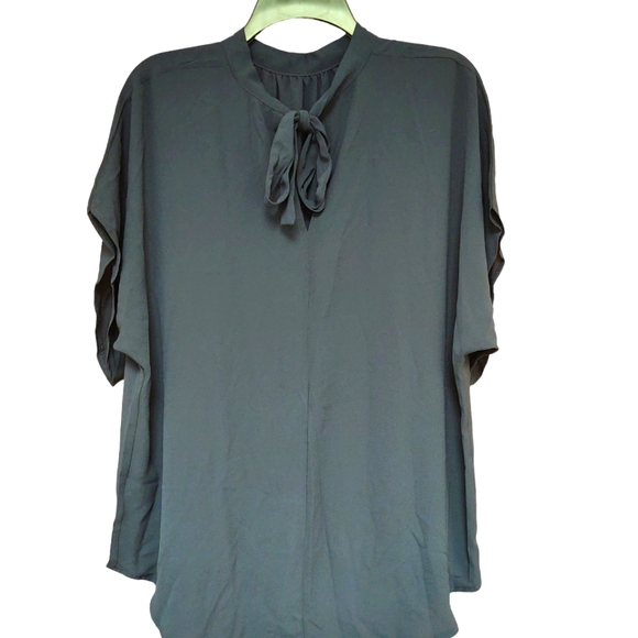 *FINAL SALE* New SHEIN Navy Blue Night Low Top Size L - Picture 3 of 6